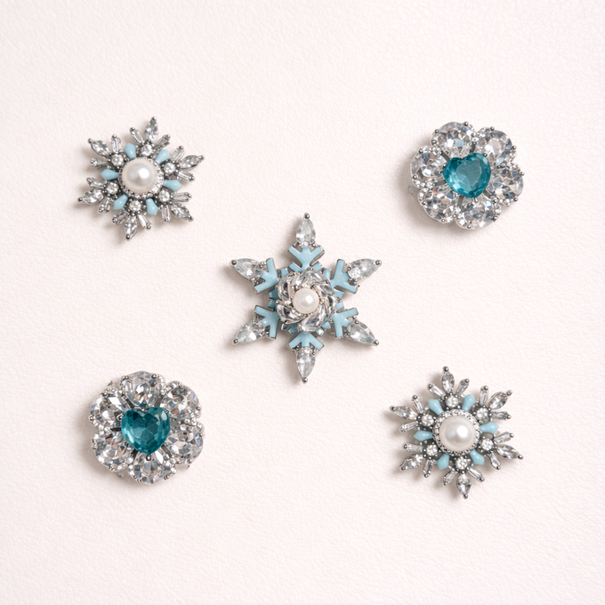 Crystal Snowfall Dog Collar Charm | Tail & Whisker