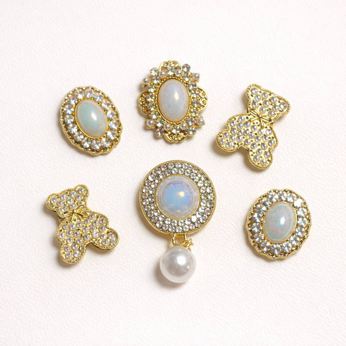 Luminous Pearl Radiance Dog Collar Charm | Tail & Whisker
